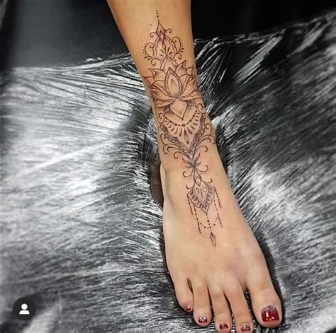 Unterbrust tattoo